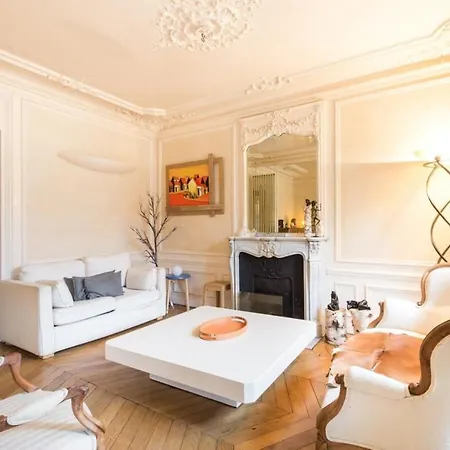 Nice Apartment Near Champs-Elysees Ternes