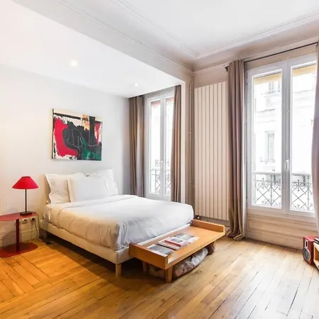 Daire Nice Apartment Near Champs-Elysees Ternes Paris