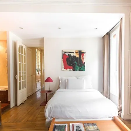 Daire Nice Apartment Near Champs-Elysees Ternes Paris